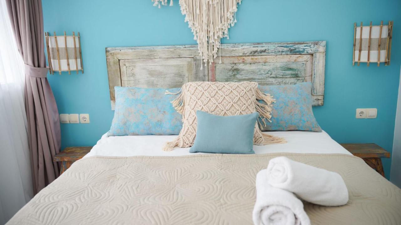 Hotel The White Bay 3*