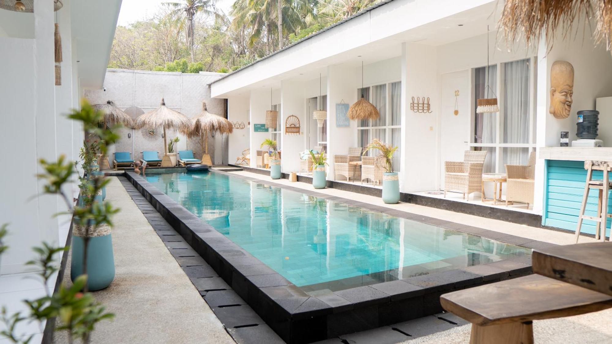 The White Bay Hotel 3*